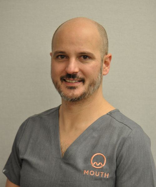 Dr Tiago Pimentel (Endodontist Specialist)